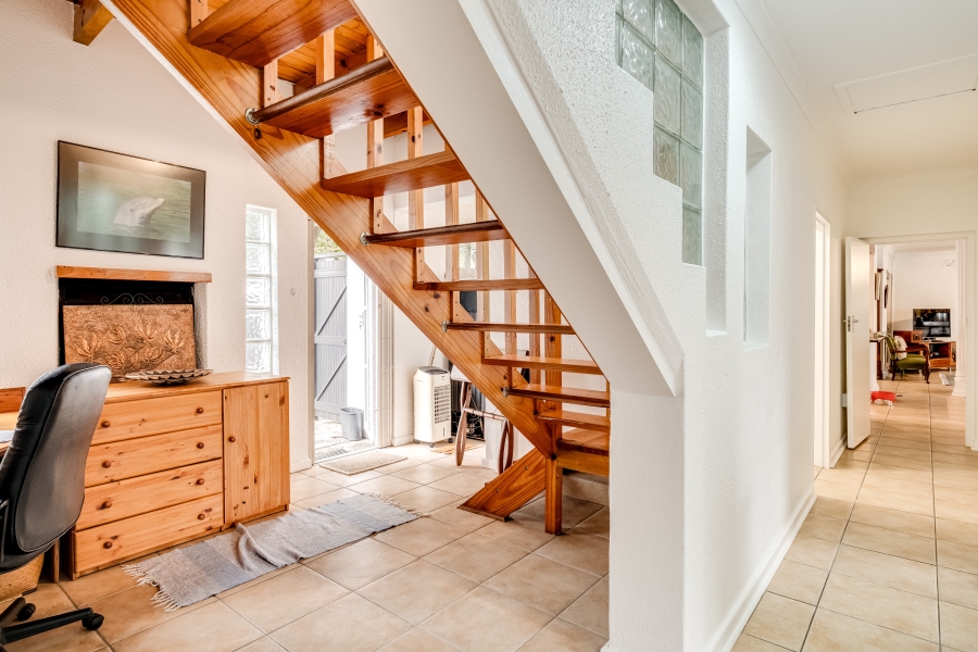 6 Bedroom Property for Sale in Pinelands Western Cape